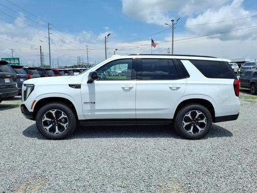 Summit White 2026 GMC Yukon AT4
