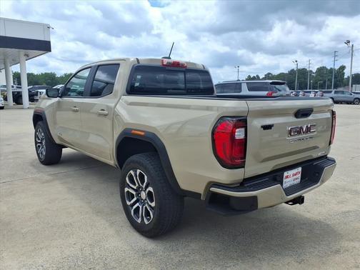 Desert Sand Metallic 2024 GMC Canyon AT4