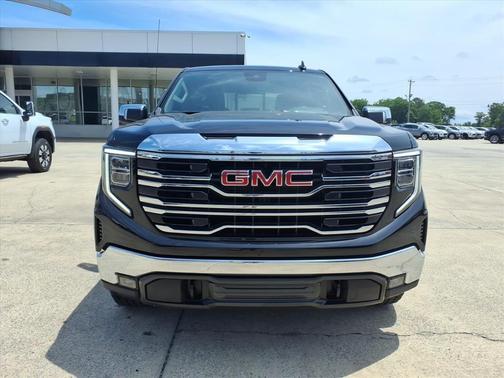 Onyx Black 2024 GMC Sierra 1500 SLT