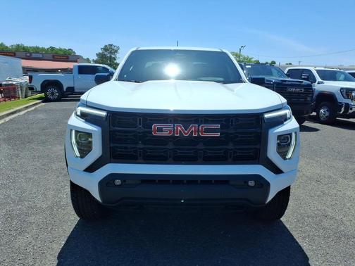 Summit White 2026 GMC Canyon Elevation