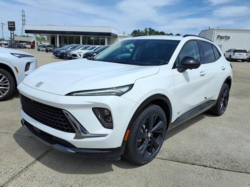 Summit White 2026 Buick Envision Sport Touring