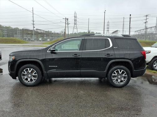 2022 GMC Acadia SLT