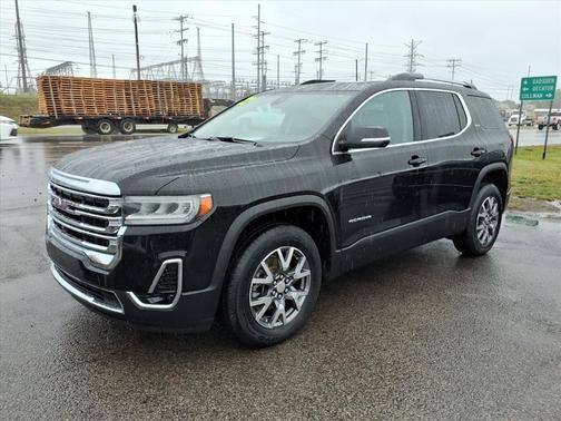 2022 GMC Acadia SLT
