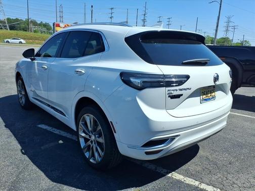 Summit White 2021 Buick Envision Avenir