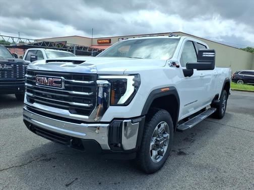 Summit White 2026 GMC Sierra 2500 SLE