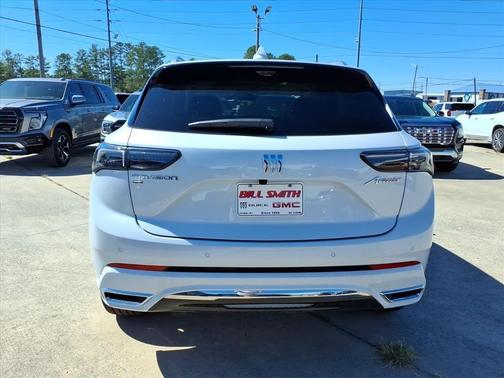 White Tri-Coat 2026 Buick Enclave Avenir