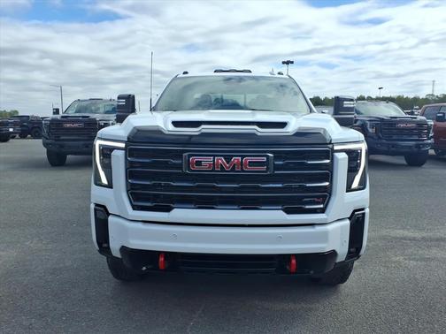 2026 GMC Sierra 2500 AT4