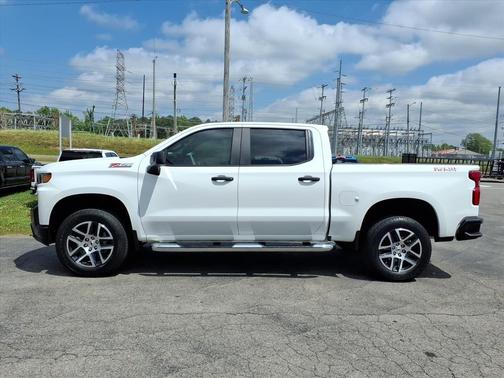 Summit White 2019 Chevrolet Silverado 1500 Custom Trail Boss