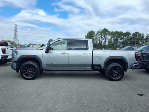 2026 GMC Sierra 2500 AT4