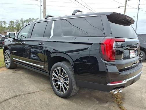Onyx Black 2026 GMC Yukon XL Denali