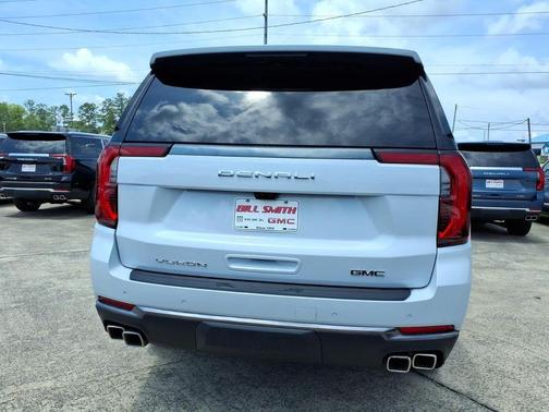 Glacier White 2026 GMC Yukon Denali Ultimate