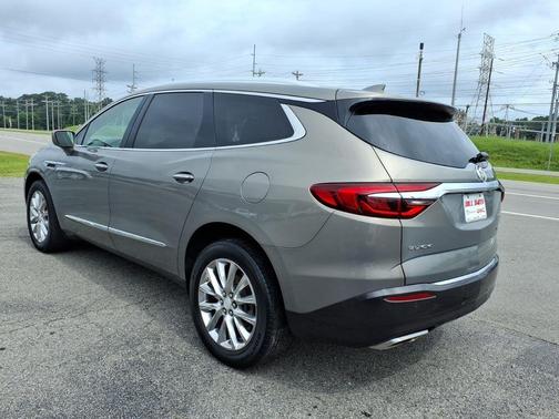 Pepperdust Metallic 2018 Buick Enclave Premium