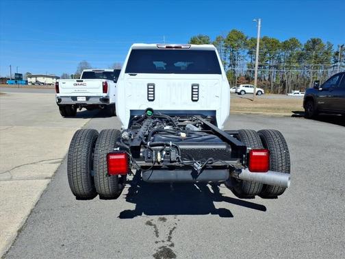 Summit White 2026 GMC Sierra 3500 Pro