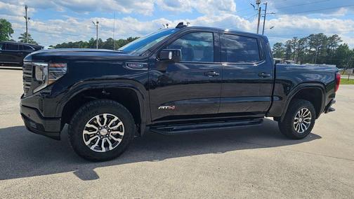 Onyx Black 2023 GMC Sierra 1500 AT4