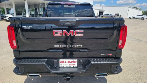 Onyx Black 2023 GMC Sierra 1500 AT4