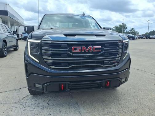 Onyx Black 2023 GMC Sierra 1500 AT4