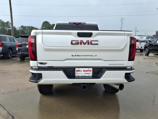 2024 GMC Sierra 2500 Denali