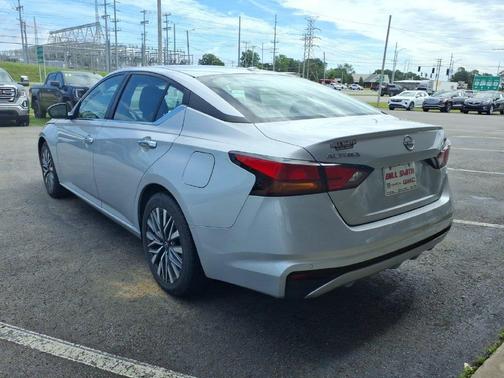 Brilliant Silver Metallic 2024 Nissan Altima 2.5 SV