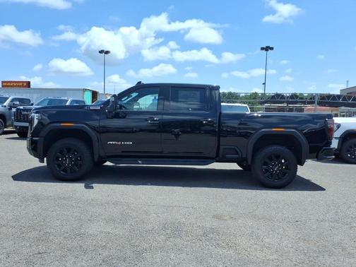 Onyx Black 2026 GMC Sierra 2500 AT4