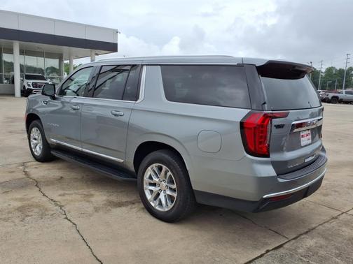 2024 GMC Yukon XL SLT