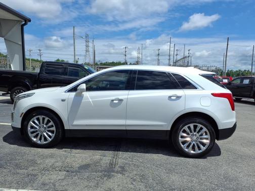 2017 Cadillac XT5 Platinum