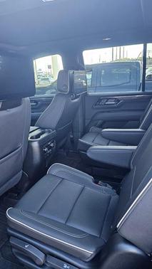 Onyx Black 2025 GMC Yukon Elevation