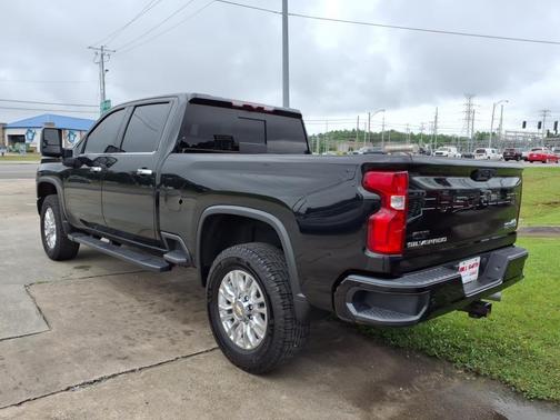 2023 Chevrolet Silverado 2500 High Country