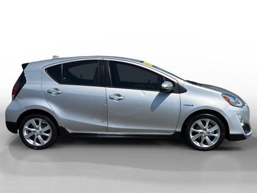 2017 Toyota Prius c Four