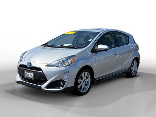 2017 Toyota Prius c Four