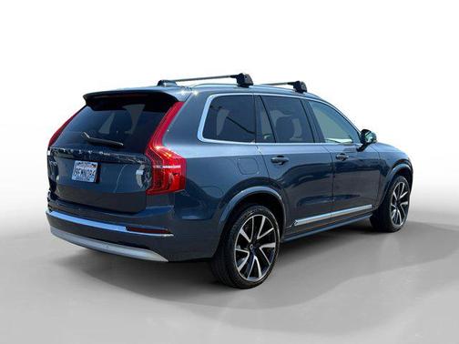 2022 Volvo XC90 Recharge Plug-In Hybrid T8 Inscription Expression 6 Passenger