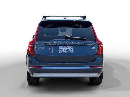 2022 Volvo XC90 Recharge Plug-In Hybrid T8 Inscription Expression 6 Passenger