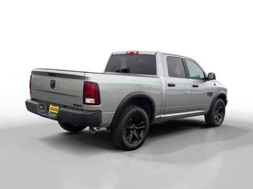 2024 RAM 1500 Classic Warlock Crew Cab 4x4 5'7' Box