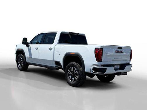 2022 GMC Sierra 2500 AT4