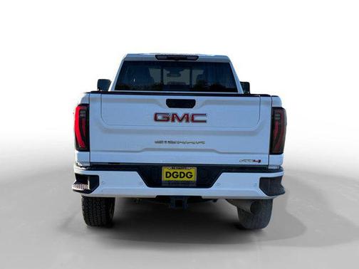 2024 GMC Sierra 2500 AT4