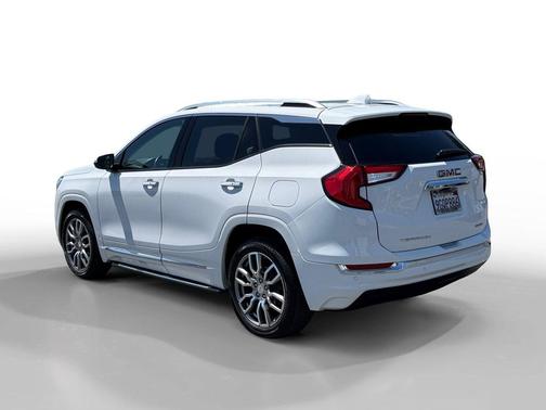 Summit White 2022 GMC Terrain Denali