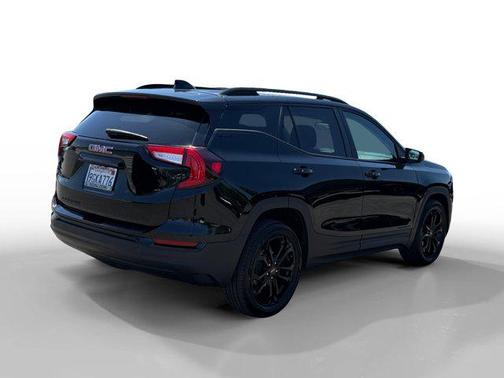 Ebony Twilight Metallic 2022 GMC Terrain SLE