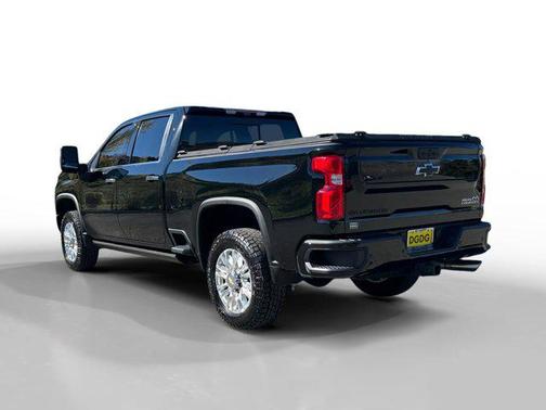 2022 Chevrolet Silverado 2500 High Country