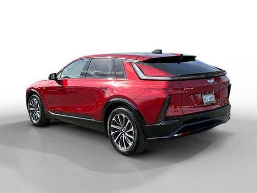 2024 Cadillac LYRIQ Sport