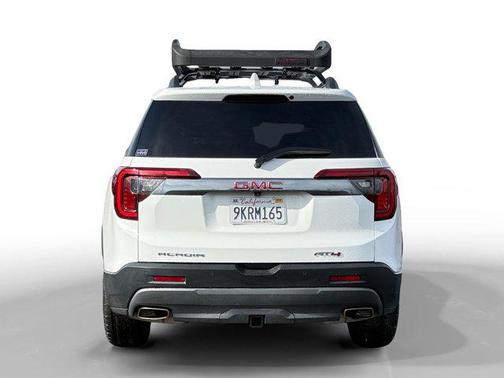 2022 GMC Acadia AWD AT4