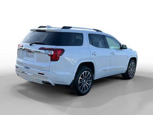 White Frost Tricoat 2021 GMC Acadia Denali