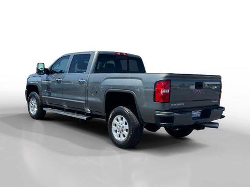 2017 GMC Sierra 2500 Denali