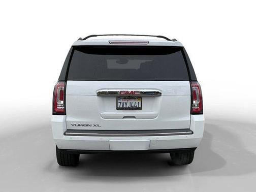 2017 GMC Yukon XL Denali