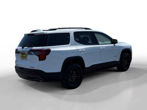 2022 GMC Acadia AWD AT4