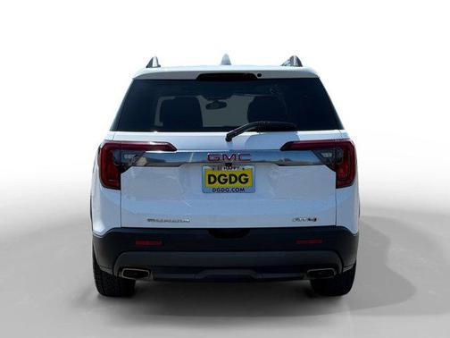 2022 GMC Acadia AWD AT4