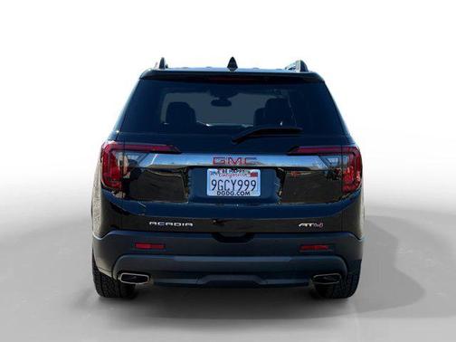 2023 GMC Acadia AWD AT4