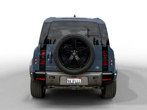 2022 Land Rover Defender 110 X-Dynamic HSE