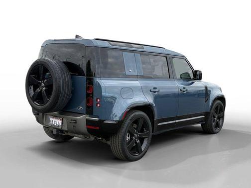 2022 Land Rover Defender 110 X-Dynamic HSE