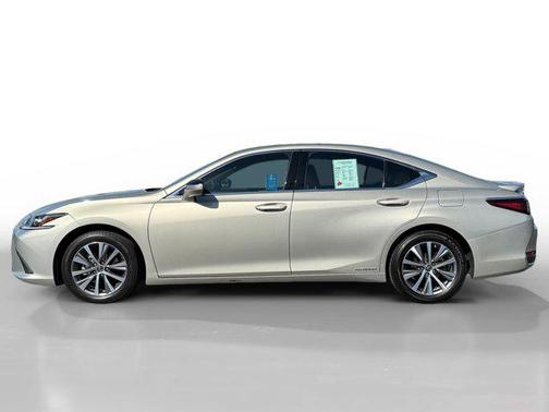 2021 Lexus ES 300h Base