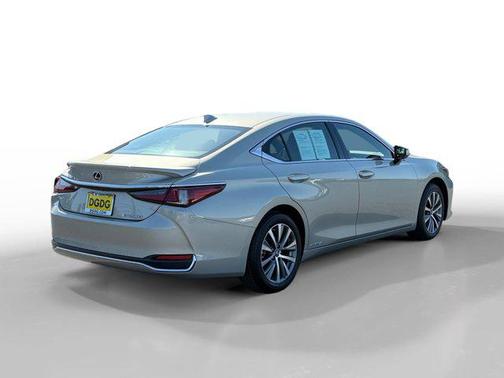 2021 Lexus ES 300h Base