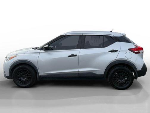2018 Nissan Kicks S